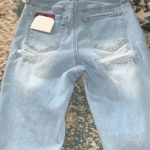 Ross - Picture 2 of 2